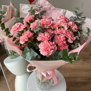 Incredible Carnations Bouquet