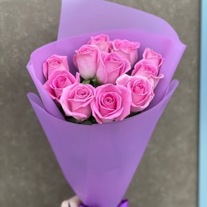 Bouquet of 11 pink roses