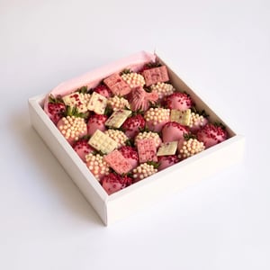 Chocolate-covered strawberries 'Florence' - 25 pieces.