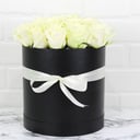 Blumenbox 'Bouquet of 19 white roses in a box'
