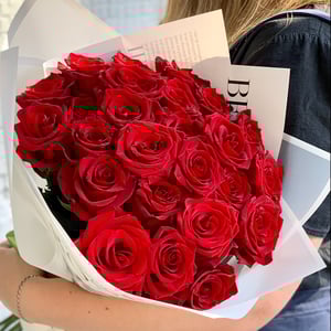 Bouquet of red roses