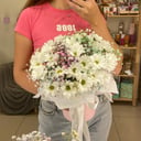 Hatbox with chrysanthemum and gypsophila