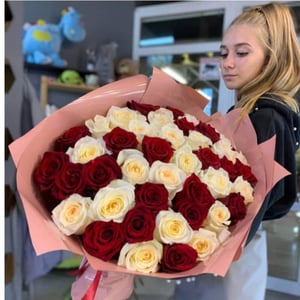 Bouquet of 41 Dutch roses