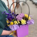 Blumenarrangement 'Lavendel Handtasche'