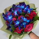 Blumenstrauß 'Strauß aus Rosen und Dendrobium-Orchideen'