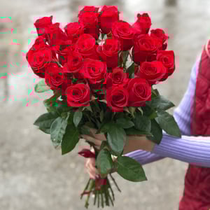 Bouquet of 25 red roses