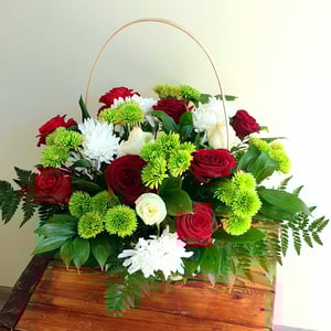 Flower basket 'Festive glade'