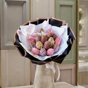Erdbeer-Bouquet Größe S, 17 Erdbeeren