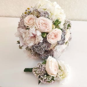 Classic bridal bouquet