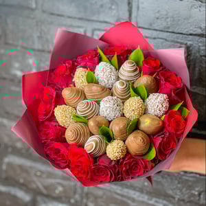 Strawberry bouquet 2