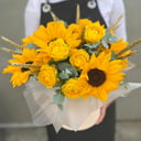 Hat box with flowers 'Sunny Mood'