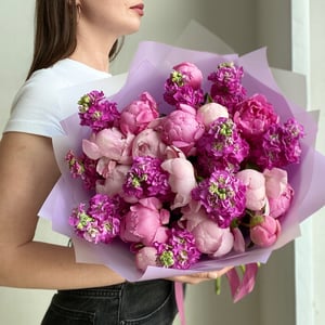 Bouquet 'Fragrant peonies'