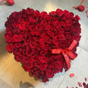 101 roses love in a box