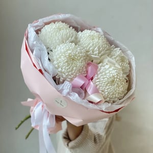 Bouquet of Five Chrysanthemums