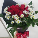Bouquet of 12 red roses