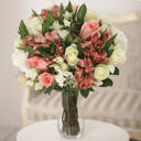 Bouquet 'Modern Muse: Roses, Spray Roses and Alstroemerias'