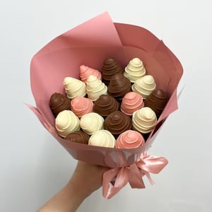Bouquet "Three Chocolates" size s
