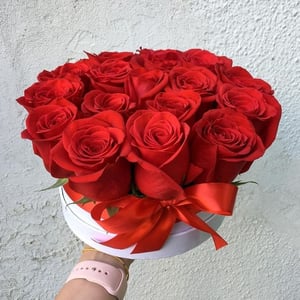 Arrangement 'Red charm'