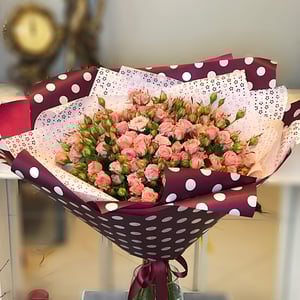 Bouquet of spray roses