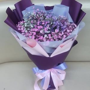Bouquet 'Compliment of Gypsophila'