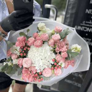 Mixed flower bouquet