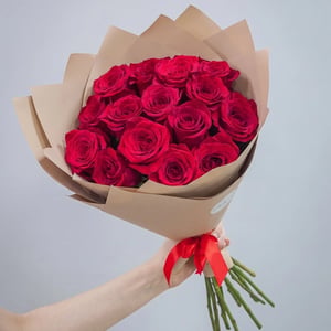 Bouquet of 15 red roses, 50 cm long