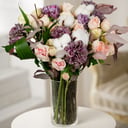 Moonlight sonata: cream Roses