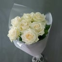 Bouquet of 7 white roses