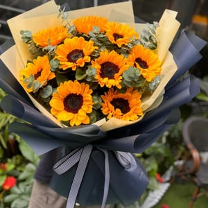 Bouquet '9 sunflowers'