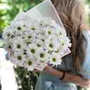 Bouquet of white chrysanthemums Santini