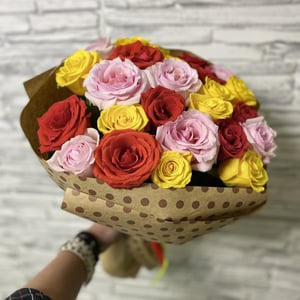 Bouquet '25 multi-colored roses'
