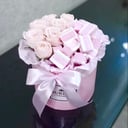 Blumenbox 'Rosen und Marshmallows in einer Hutbox'