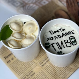Gâteaux dans un verre "Bière froide et boulettes"