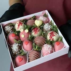 Set for cutie 16 berries