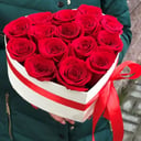 Heart with red roses "Scarlett"