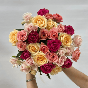 Букет цветов 10 - микс роз 35 шт