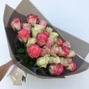 Bouquet of 25 Kenyan roses