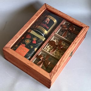 Gift for the Boss: Coffee and Tea Set