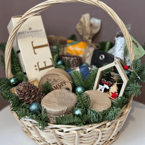 Luxury Set in a Basket