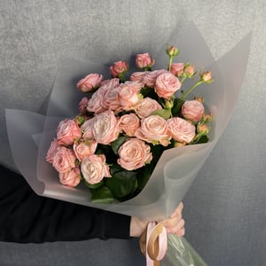 Blumenstrauß 'Bouquet of 9 sprigs of spray roses'
