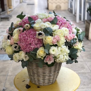 Flower basket 'Fatal beauty'