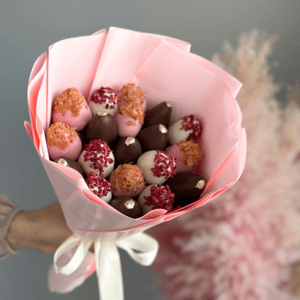 Strawberry bouquet "Molly" S