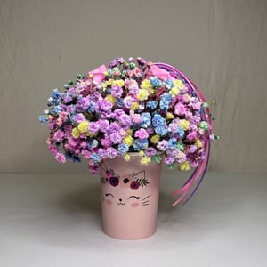 Flower box 'Gypsophila with soap rose in paper cup'