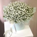 Hat box with flowers 'Air cloud'