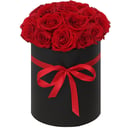 Red roses in a hat box