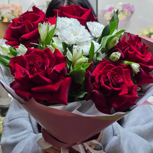 Blumenstrauß 'Roter Blitz.'