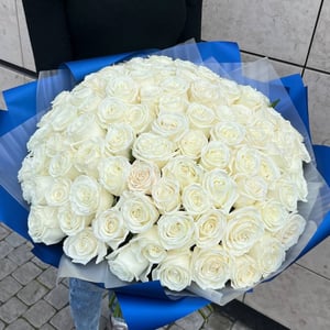 Bouquet of 101 white roses