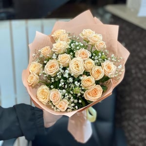 Blumenstrauß 'Bouquet of cream roses'