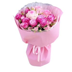 Blush of Love Luxury Rose Bouquet