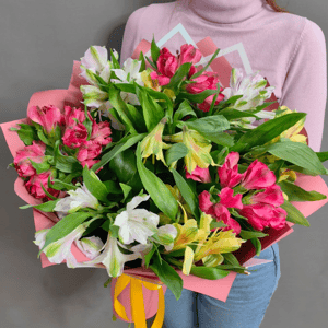 Bouquet of 9 alstroemerias